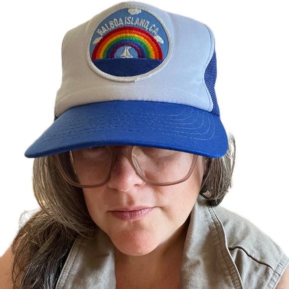 Trucker Hat Balboa Island CA Rainbow - Picture 1 of 2